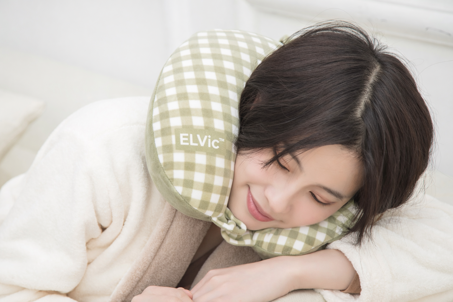 ELVic™ AirTravel Slow Rebound Memory Foam Neck Pillow